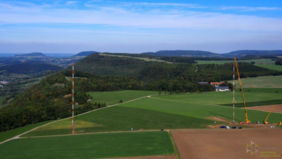 Standort des Windenergietestfeldes bei Geislingen-Stötten mit den ersten beiden Messmasten (© WindForS)